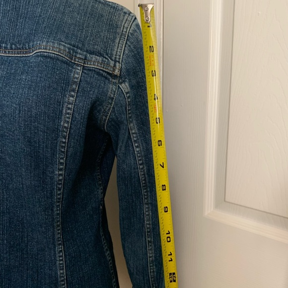 Jones fitted jean shirt/jacket. Slender fit jean shirt. - Picture 3 of 7